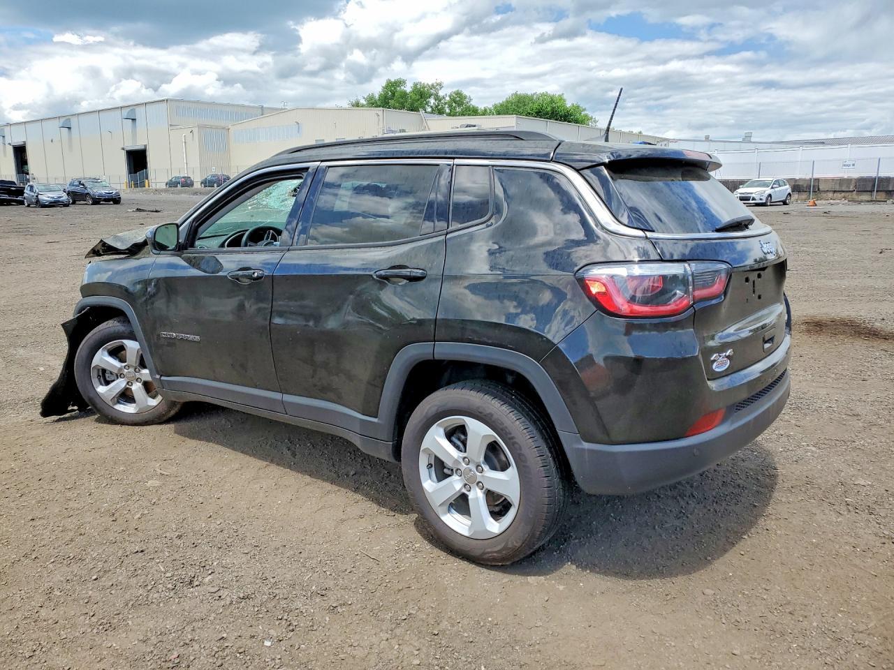 2019 Jeep Compass Latitude - Фото 2