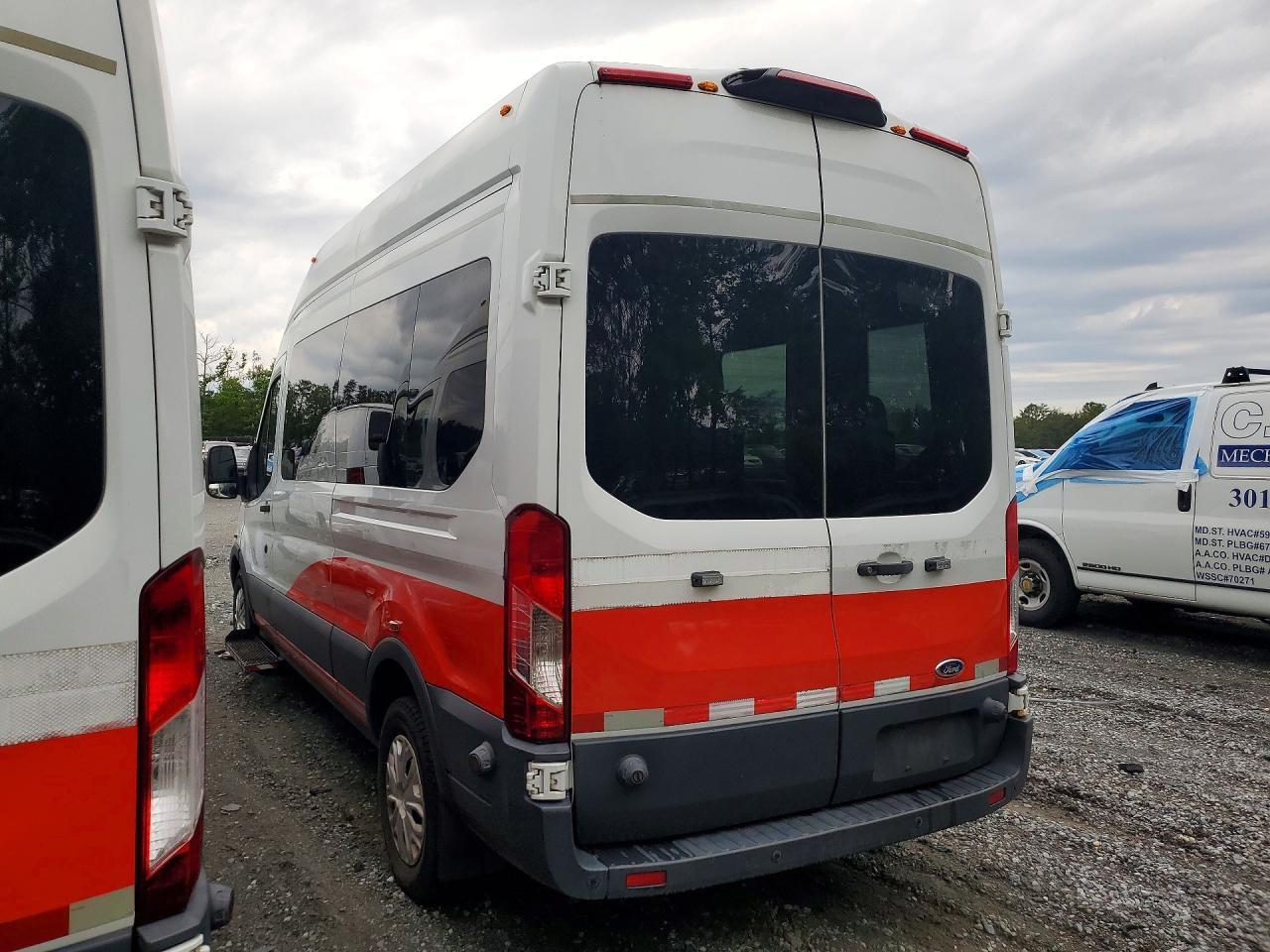 2018 Ford Transit T-350Hd Handicap Accessible Van - Фото 2