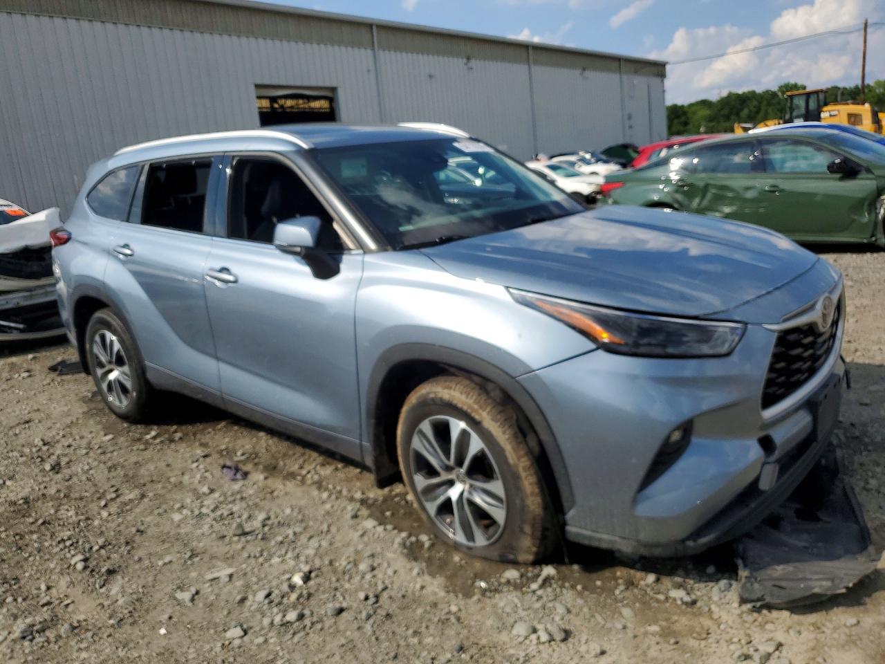 2022 Toyota Highlander Xle - Фото 4