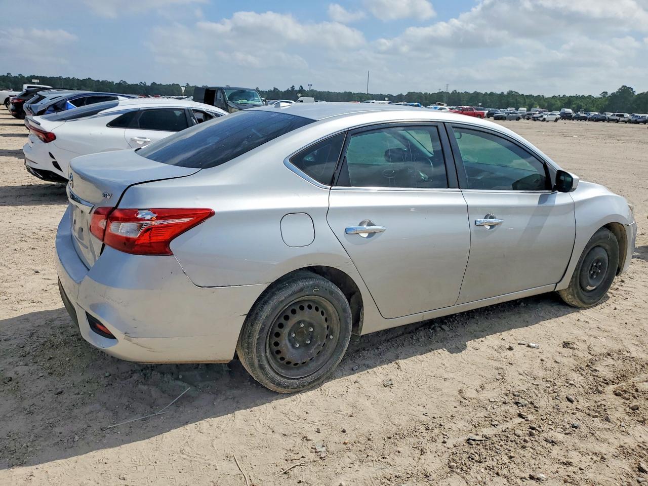 2016 Nissan Sentra Sv - Фото 3