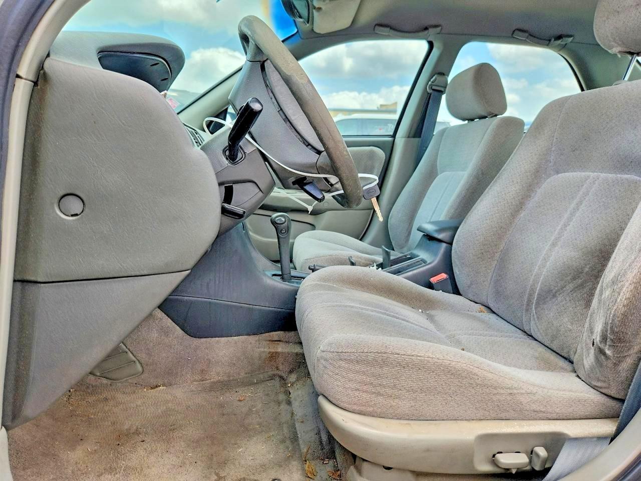 2001 Toyota Camry Le - Image 7