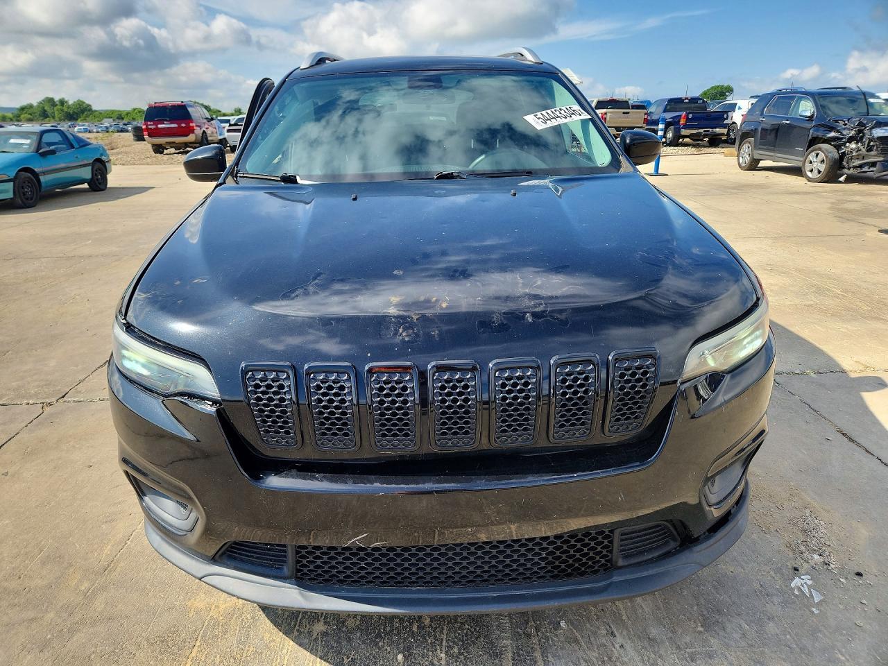 2019 Jeep Cherokee Latitude - Image 5
