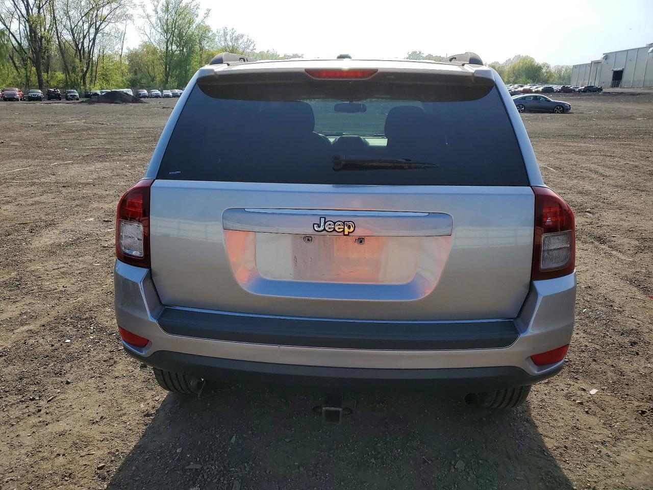 2017 Jeep Compass Sport - Image 6