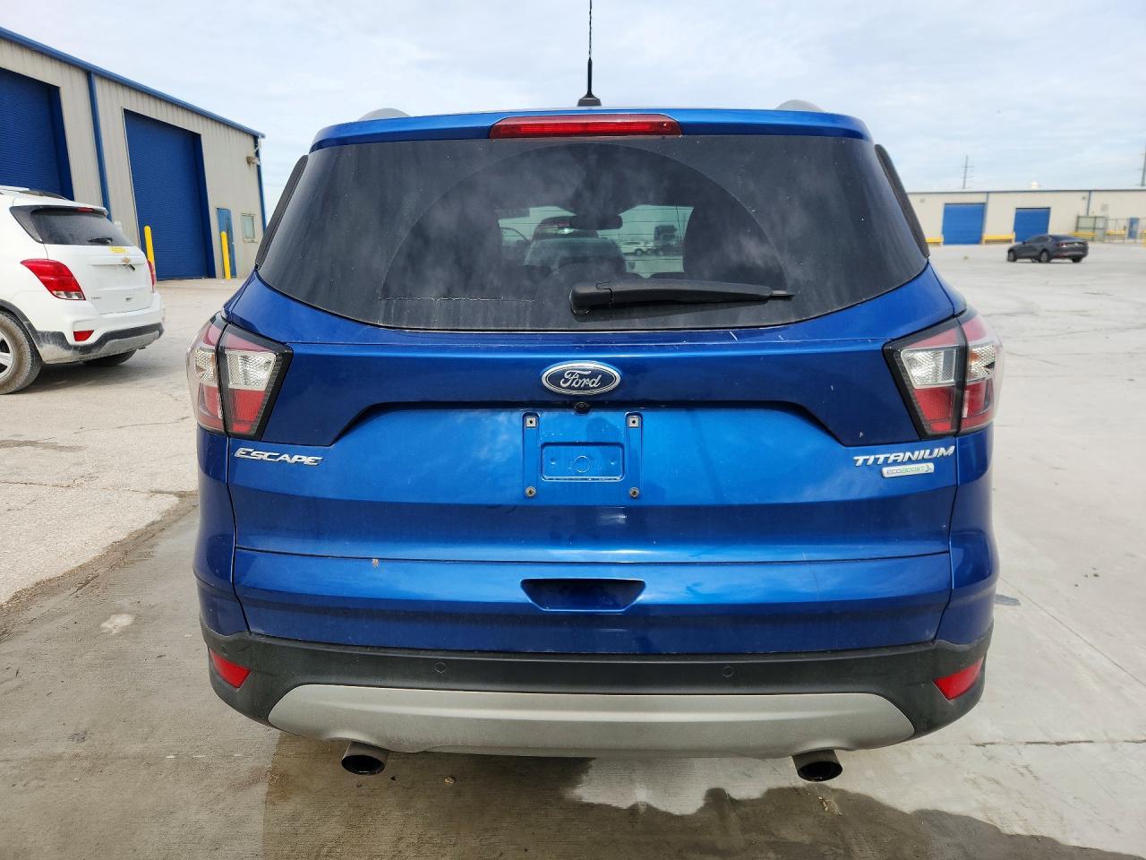 2017 Ford Escape Titanium - Фото 6