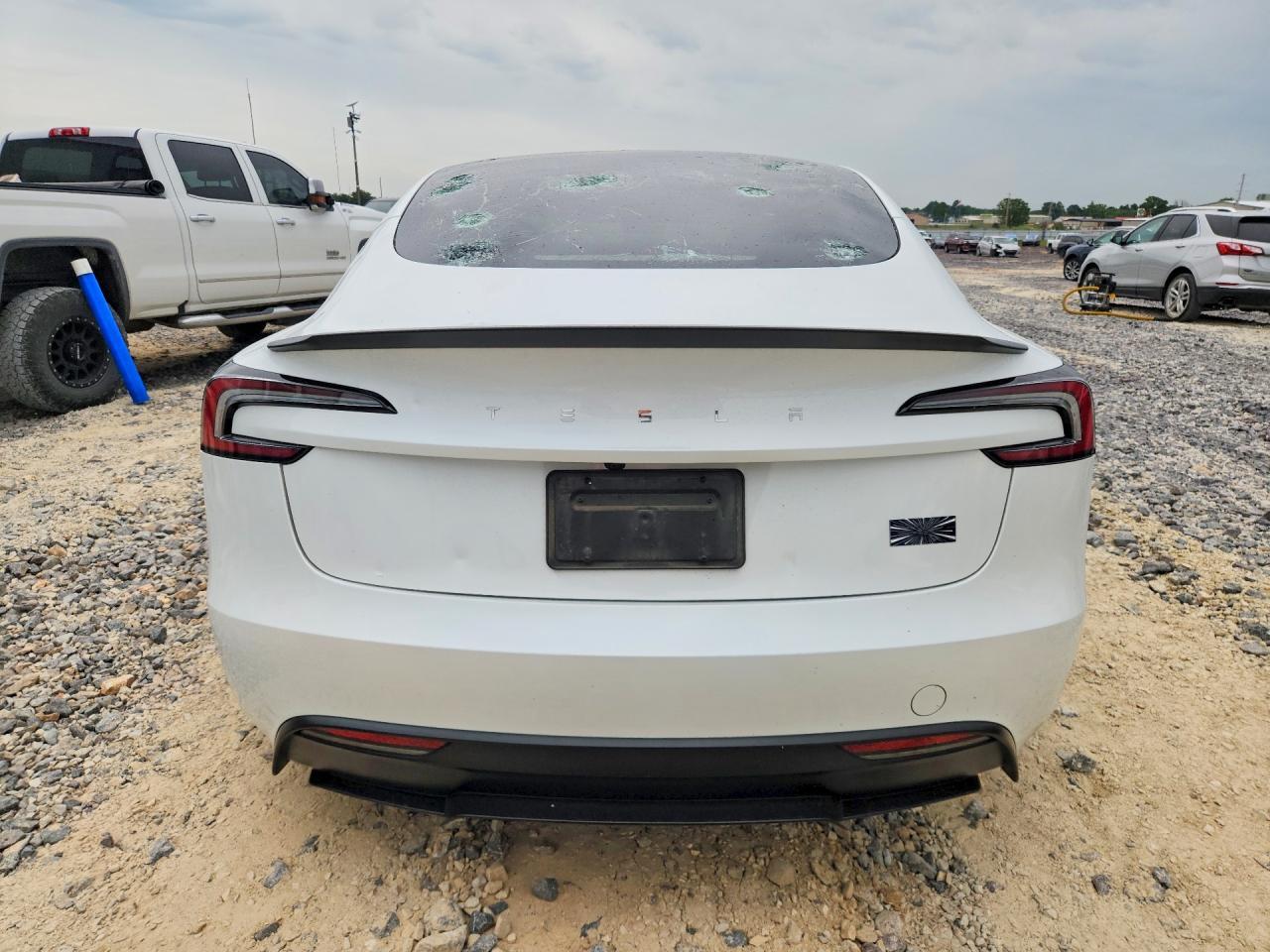 2024 Tesla Model 3 - Image 6