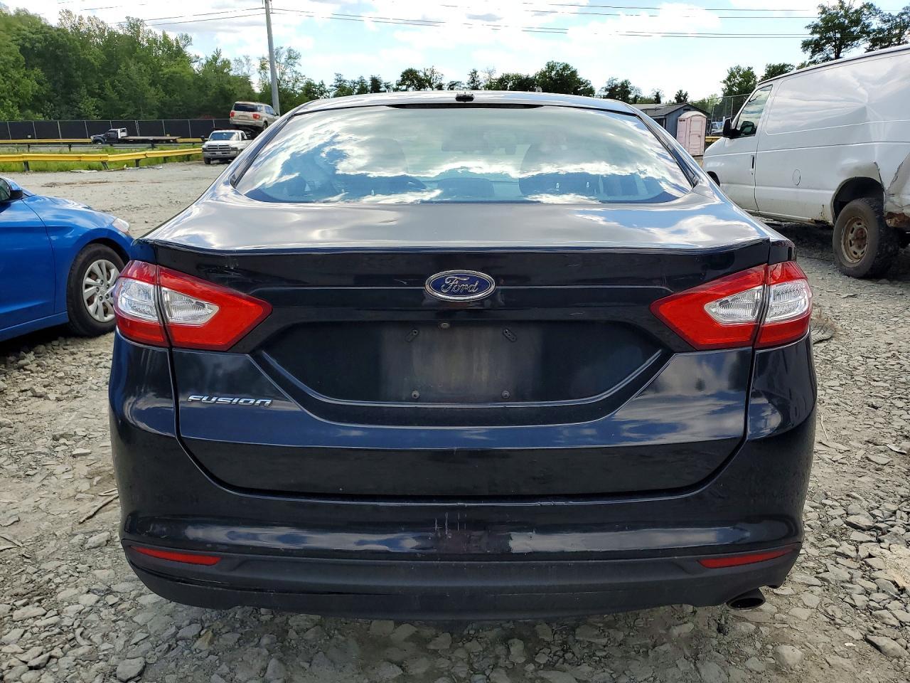 2016 Ford Fusion S - Image 6