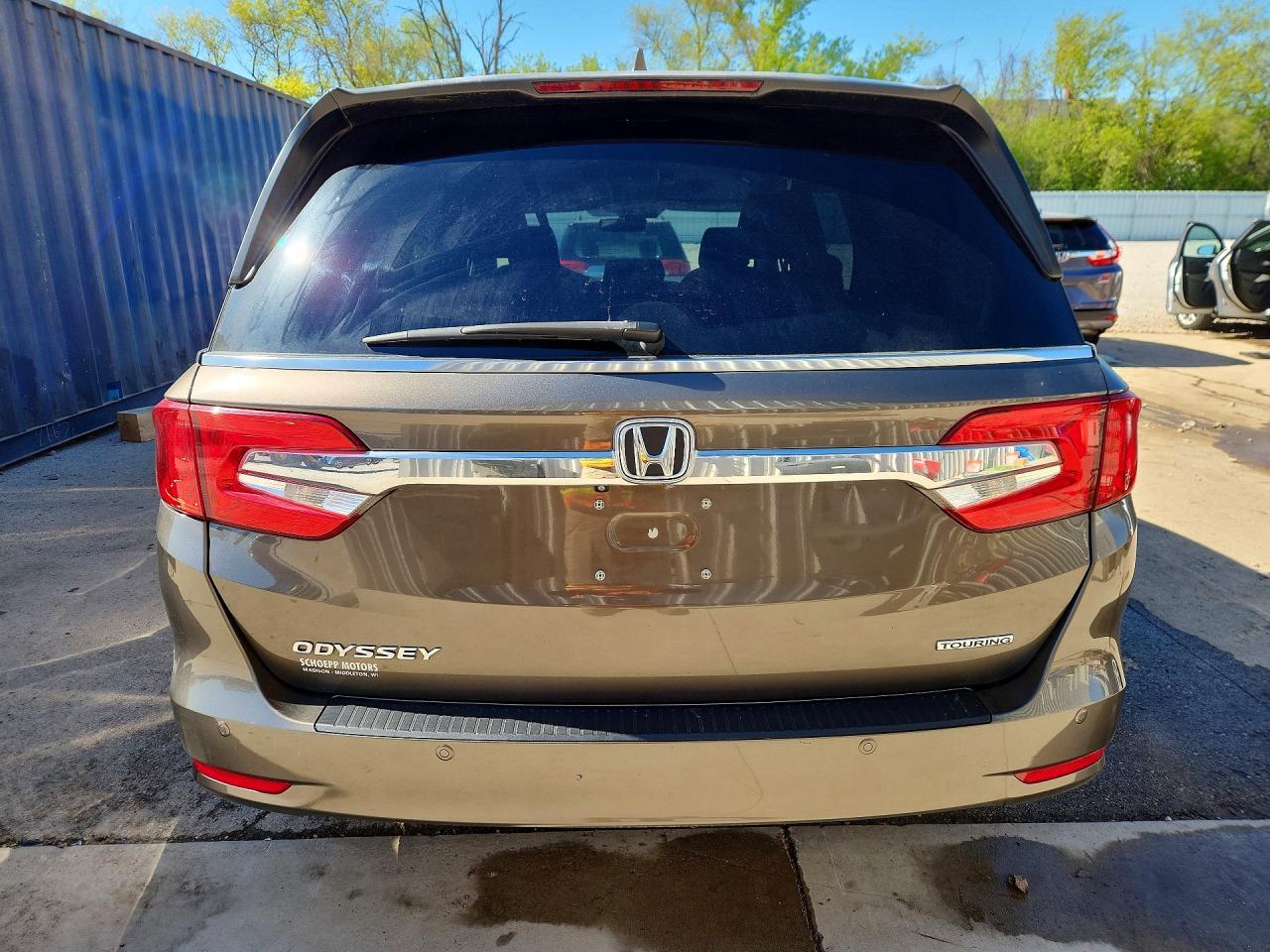 2020 Honda Odyssey Touring - Image 6