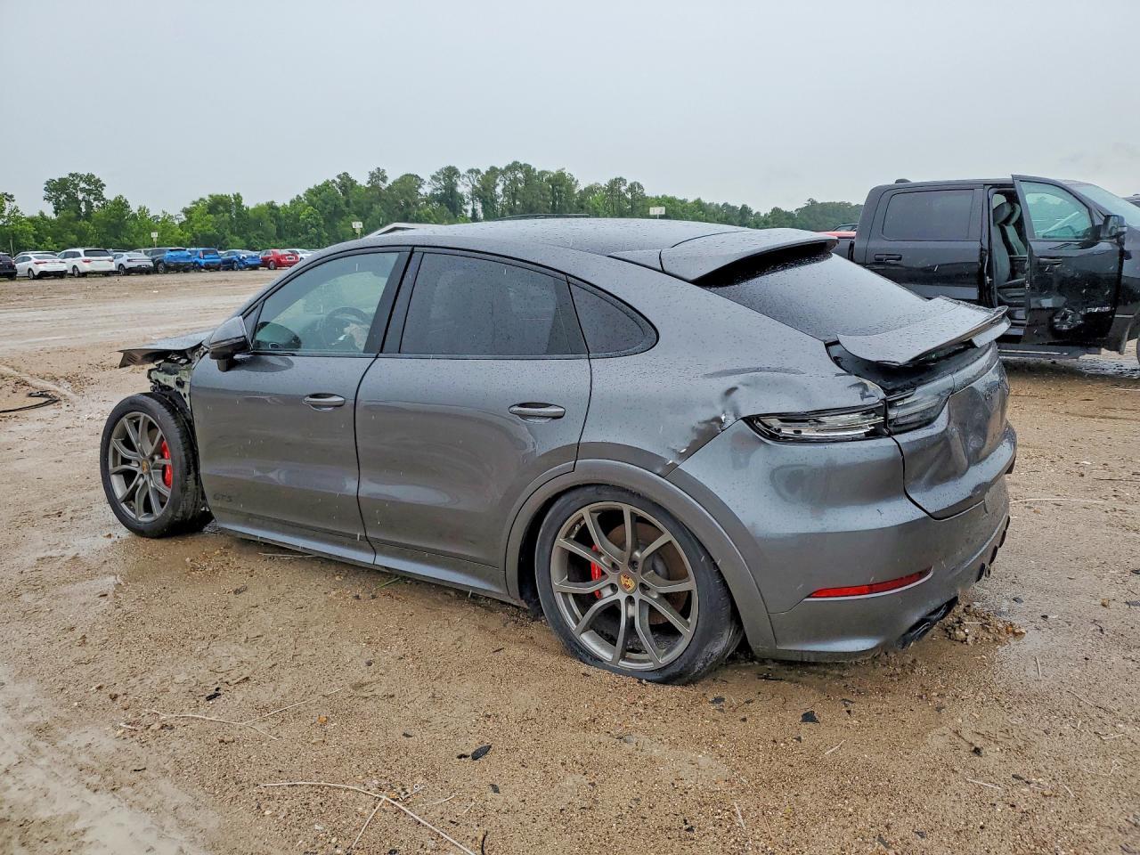 2023 Porsche Cayenne Gts Coupe - Image 2