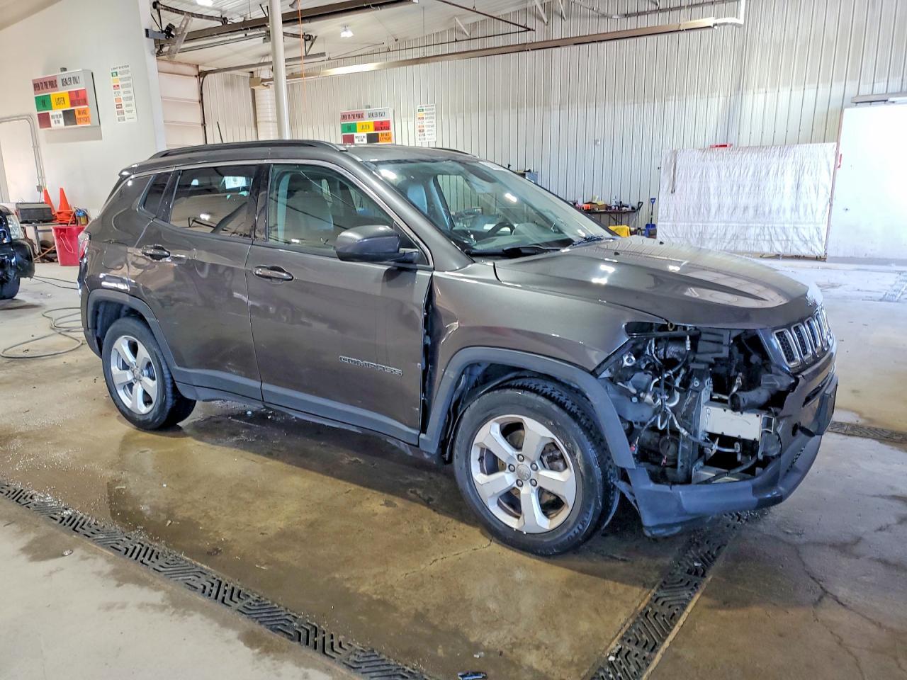 2019 Jeep Compass Latitude - Image 4