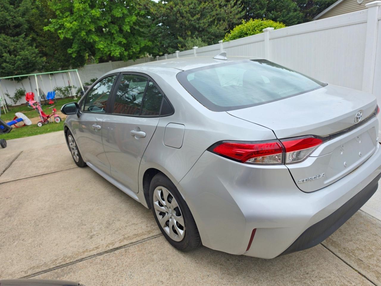2025 Toyota Corolla Le - Image 3