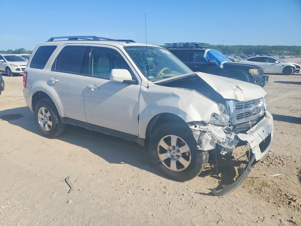 2012 Ford Escape Limited - Image 4
