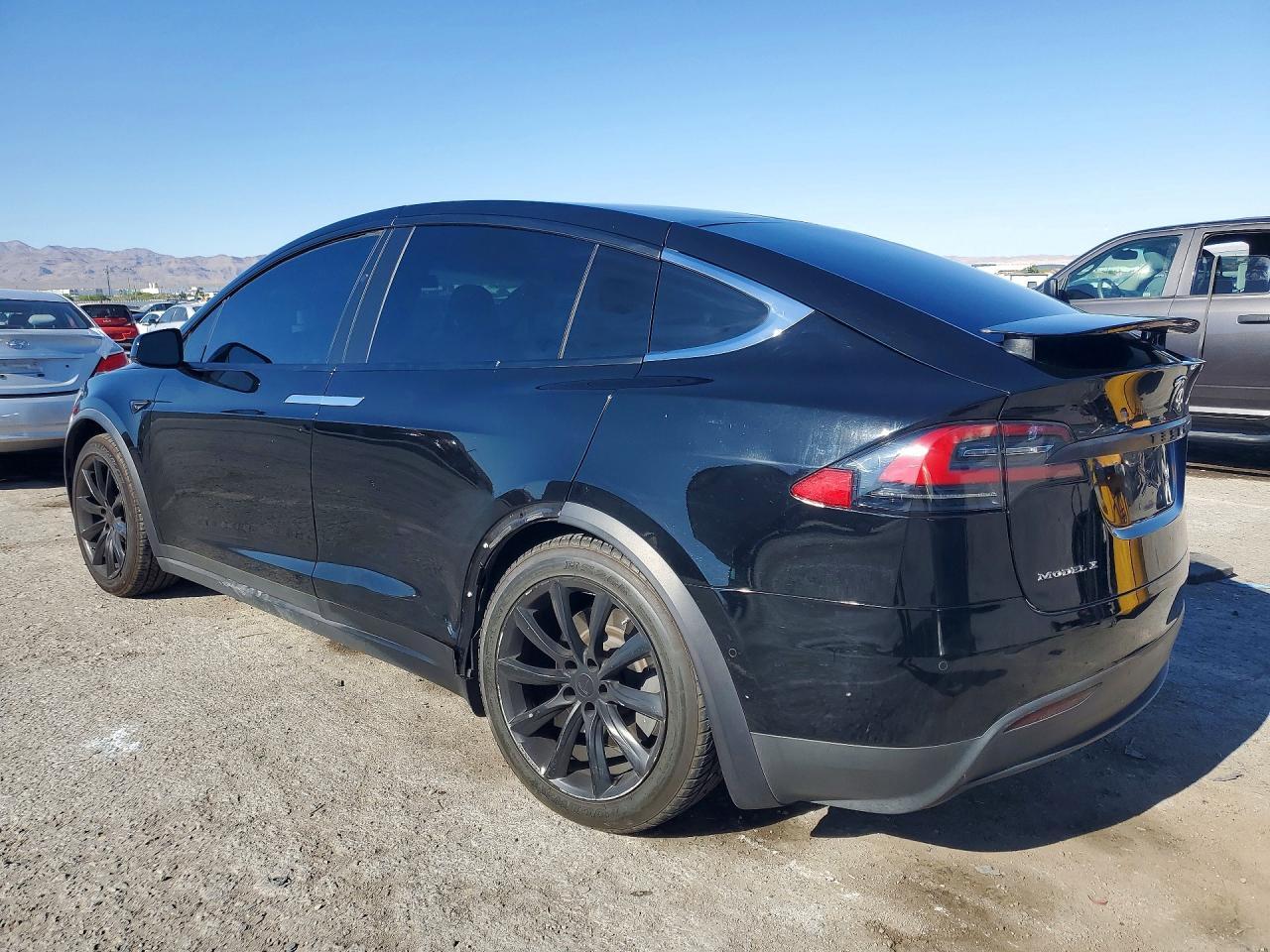2017 Tesla Model X - Image 2