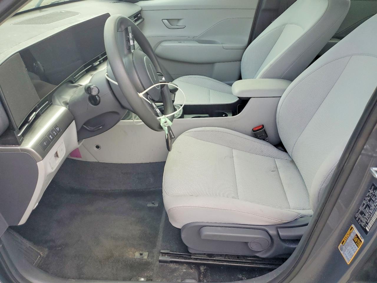 2025 Hyundai Kona Se - Image 7
