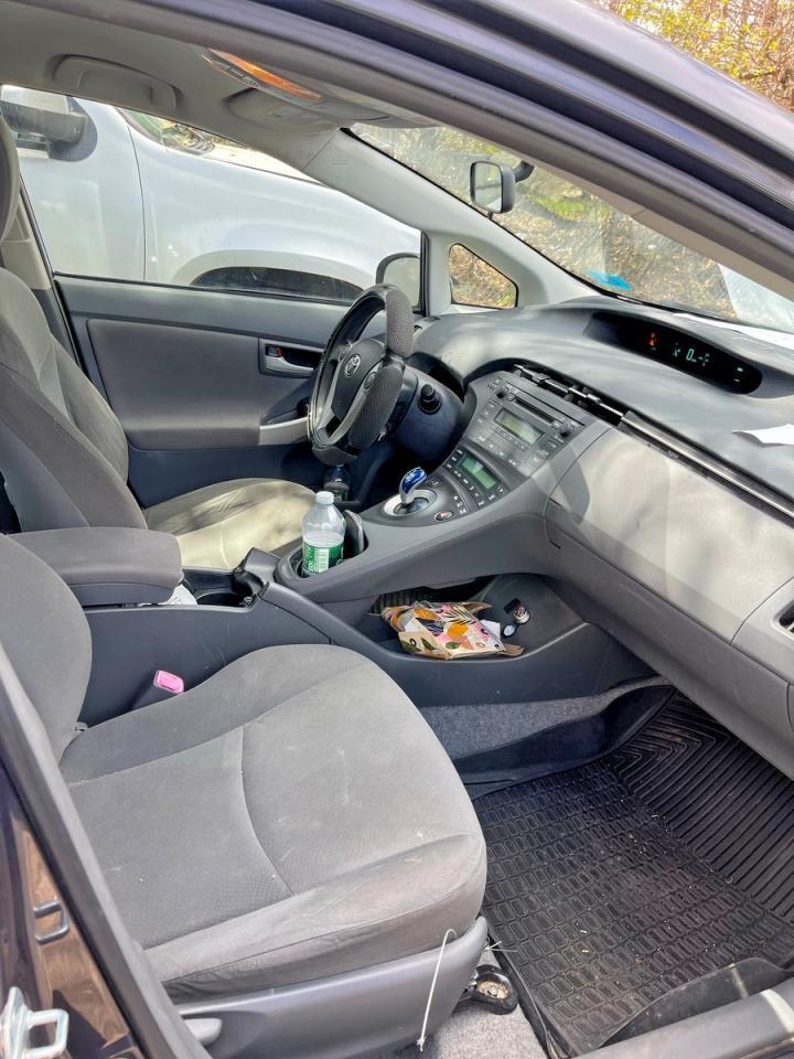 2011 Toyota Prius Two - Image 5