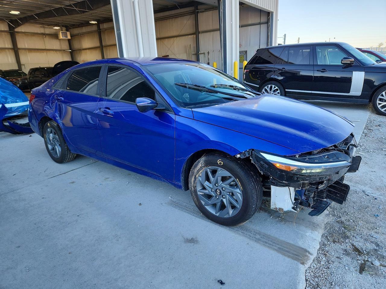 2024 Hyundai Elantra Blue - Фото 4
