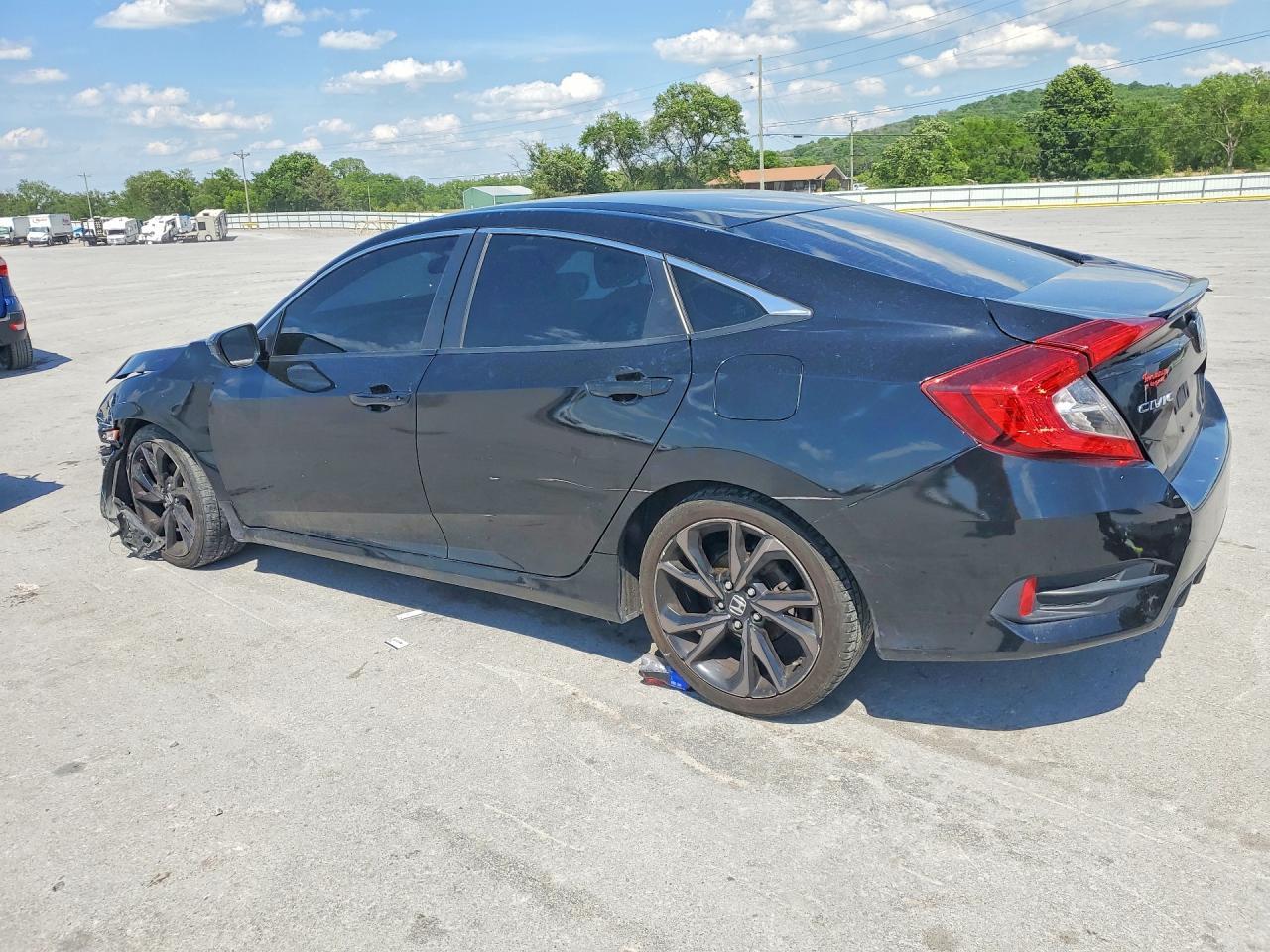 2020 Honda Civic Sport - Фото 2