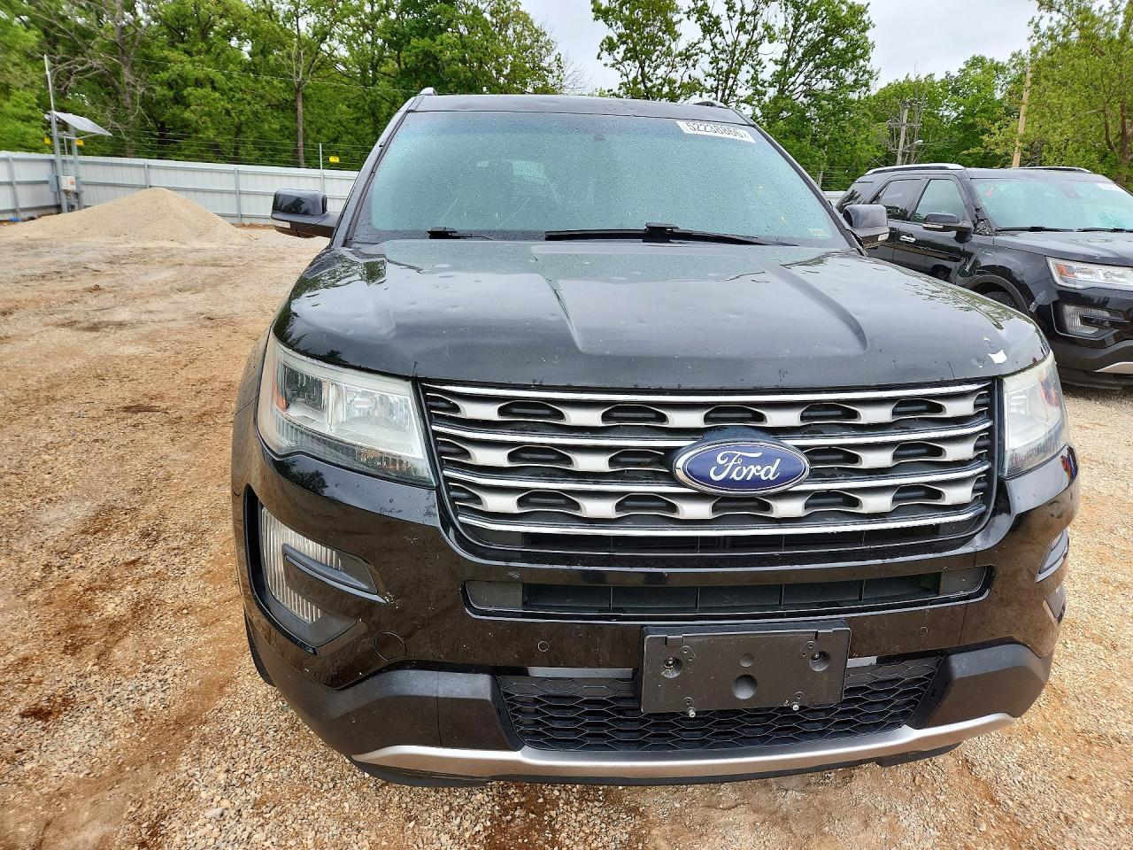 2016 Ford Explorer Xlt - Image 5