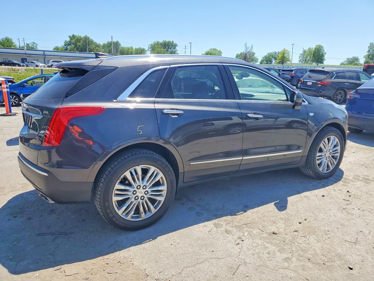 2019 Cadillac Xt5 Premium Luxury - Фото 3
