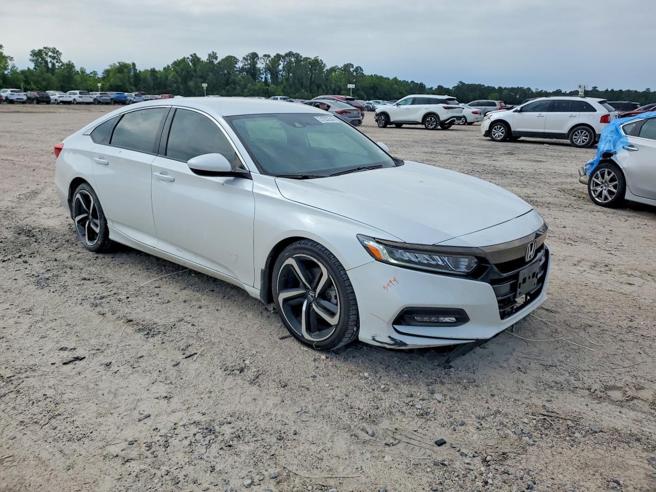 2020 Honda Accord - Image 4