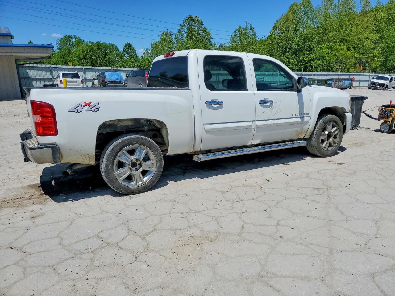 2013 Chevrolet Silverado K1500 Lt - Фото 3