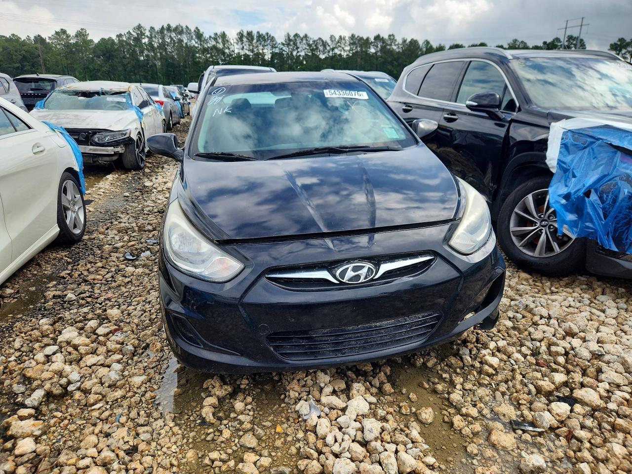 2013 Hyundai Accent Gls - Фото 5
