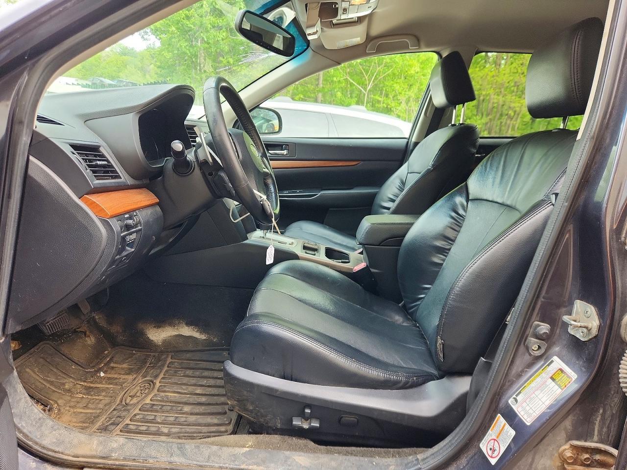 2013 Subaru Outback - Image 7