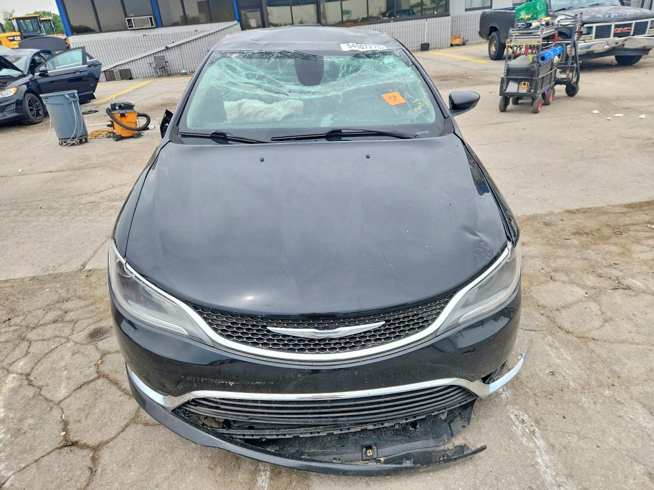 2015 Chrysler 200 Limited - Фото 5