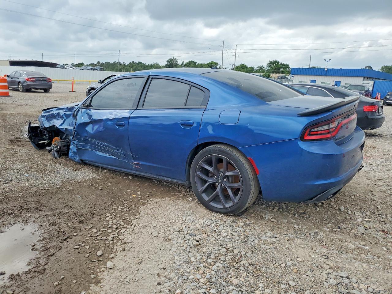 2020 Dodge Charger Sxt - Image 2