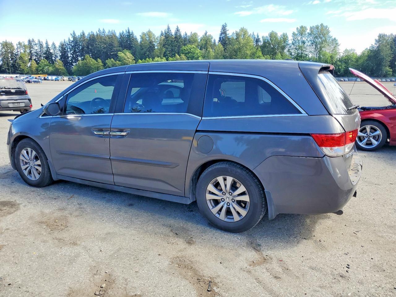 2016 Honda Odyssey Exl - Фото 2