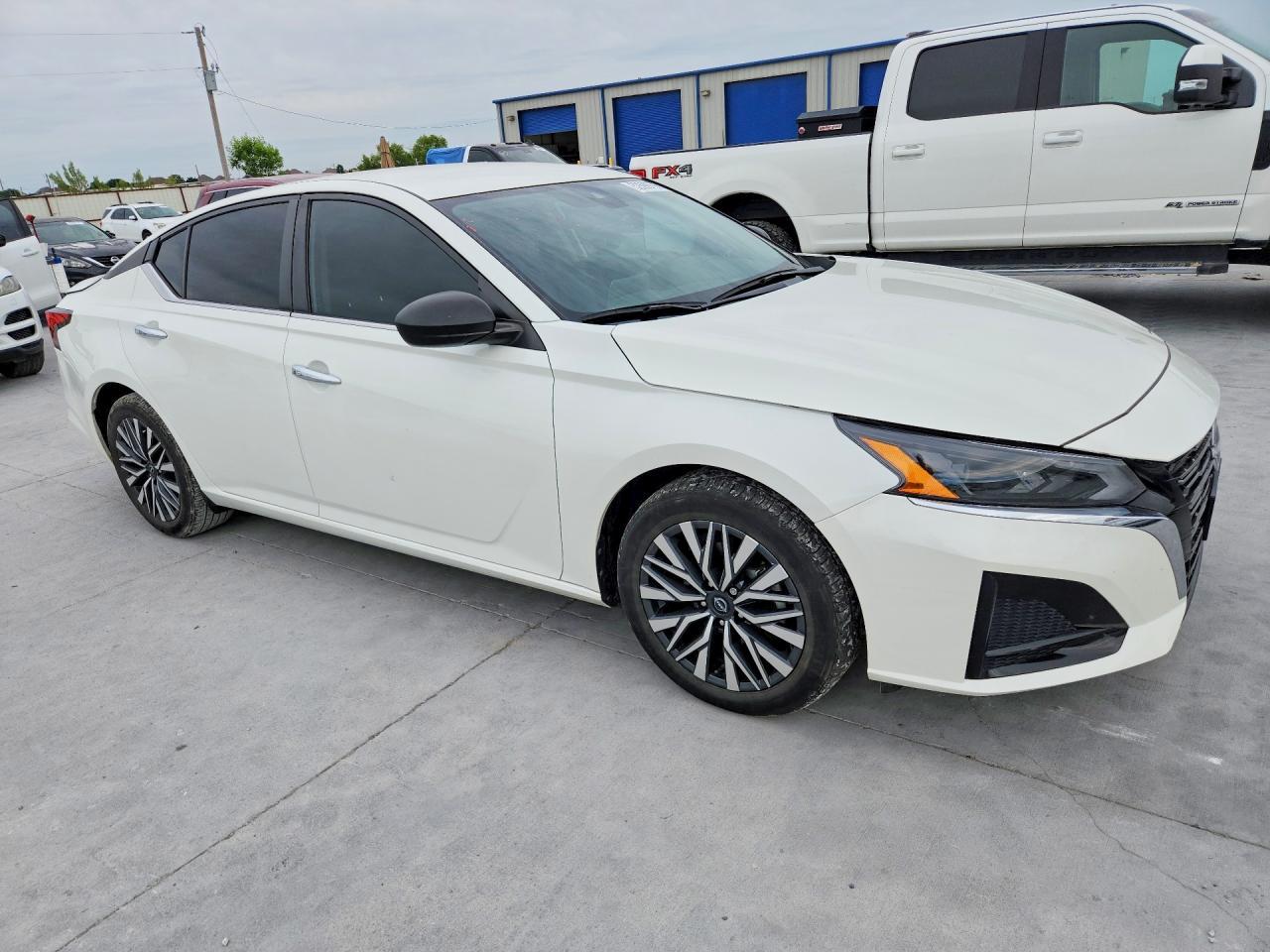 2024 Nissan Altima Sv - Фото 4