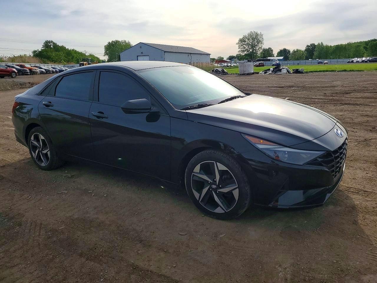 2023 Hyundai Elantra Sel - Фото 4