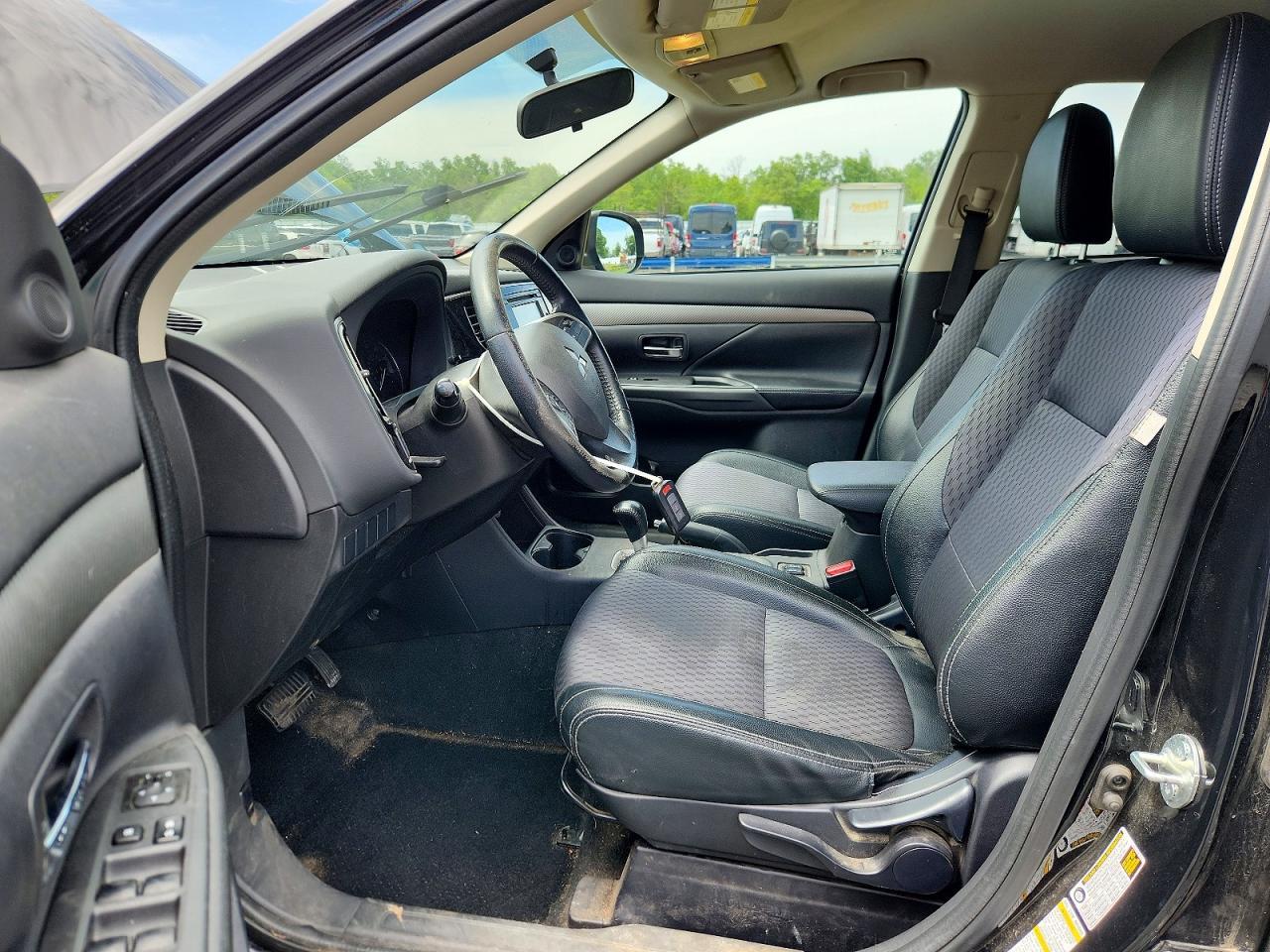 2015 Mitsubishi Outlander Se - Фото 7