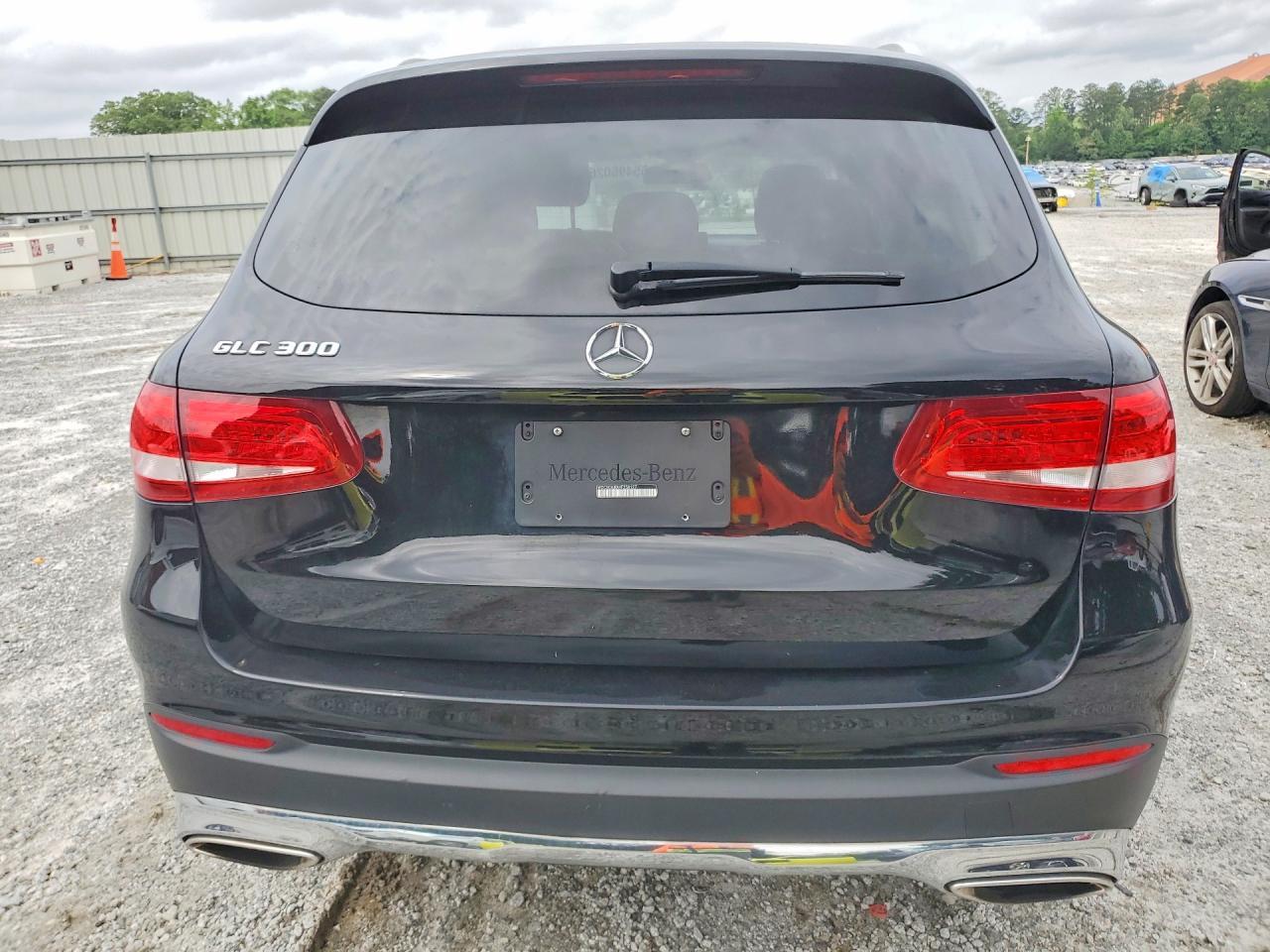 2017 Mercedes-Benz Glc 300 - Image 6