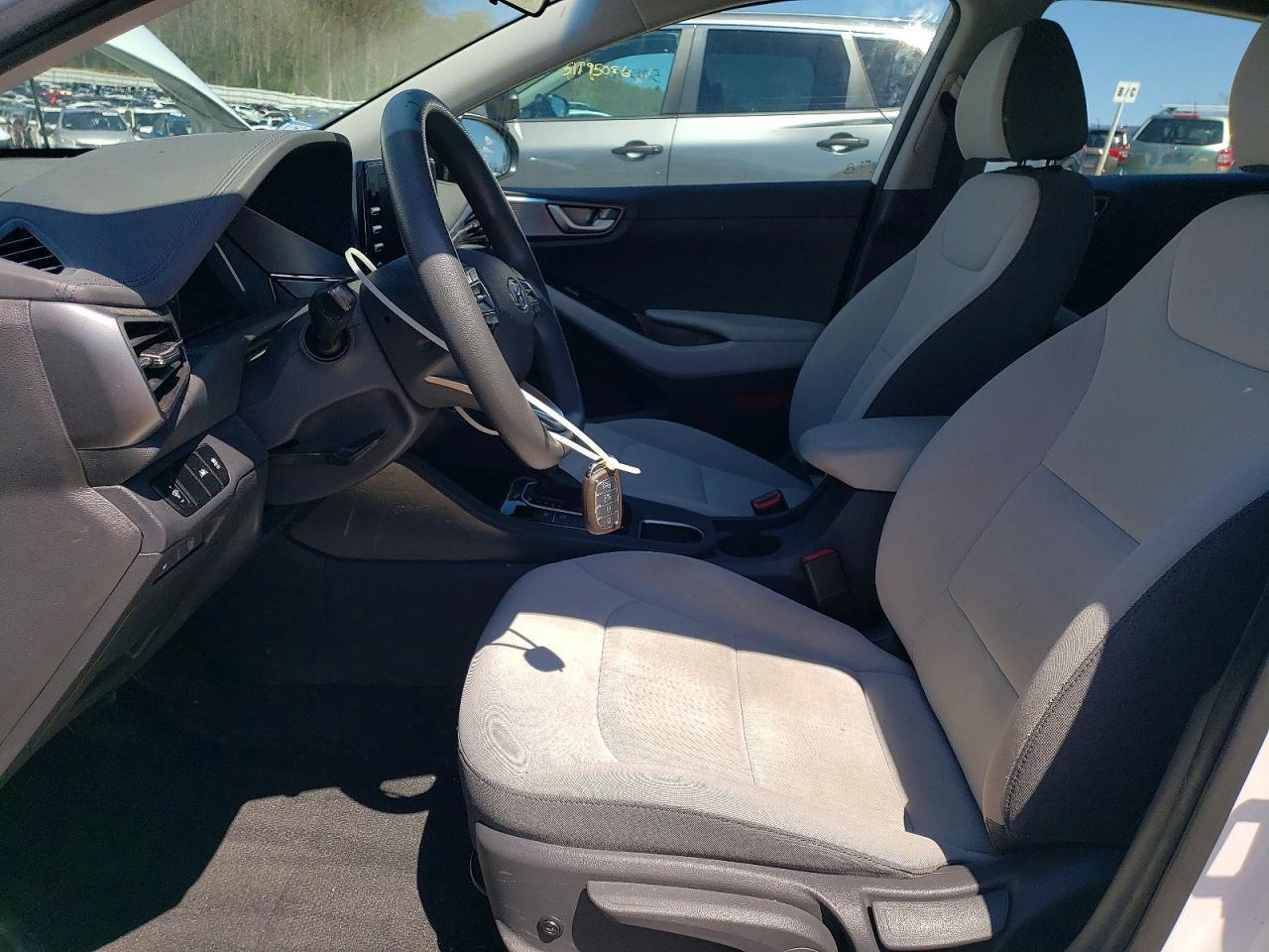 2021 Hyundai Ioniq Blue - Image 7