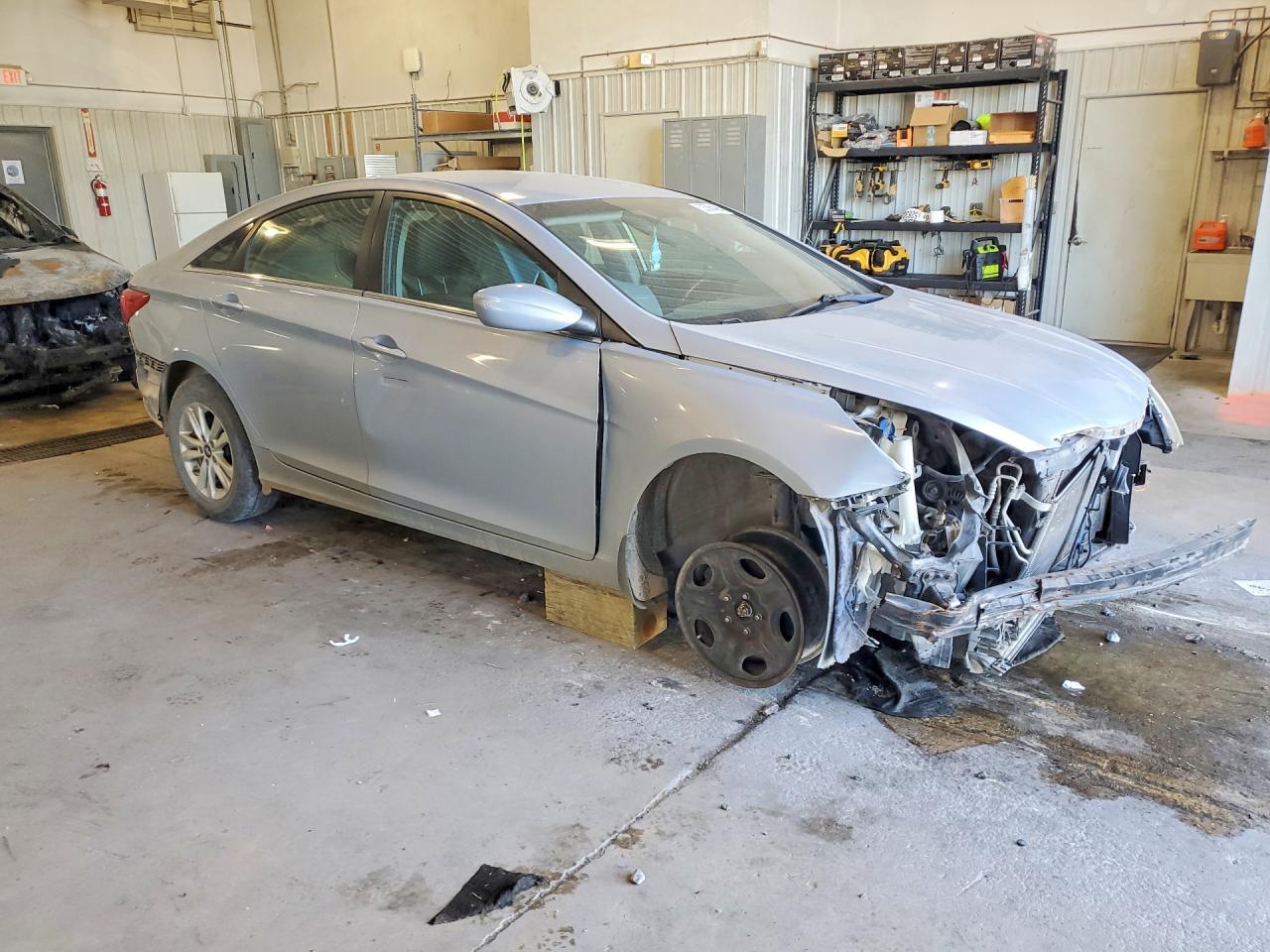 2011 Hyundai Sonata Gls - Фото 4