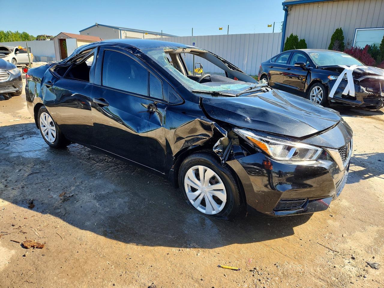 2020 Nissan Versa S - Фото 4