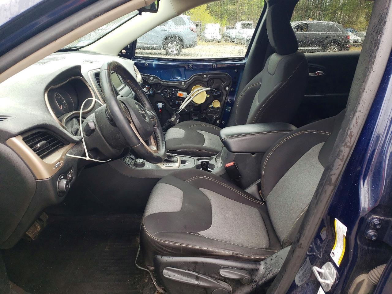 2014 Jeep Cherokee - Image 7