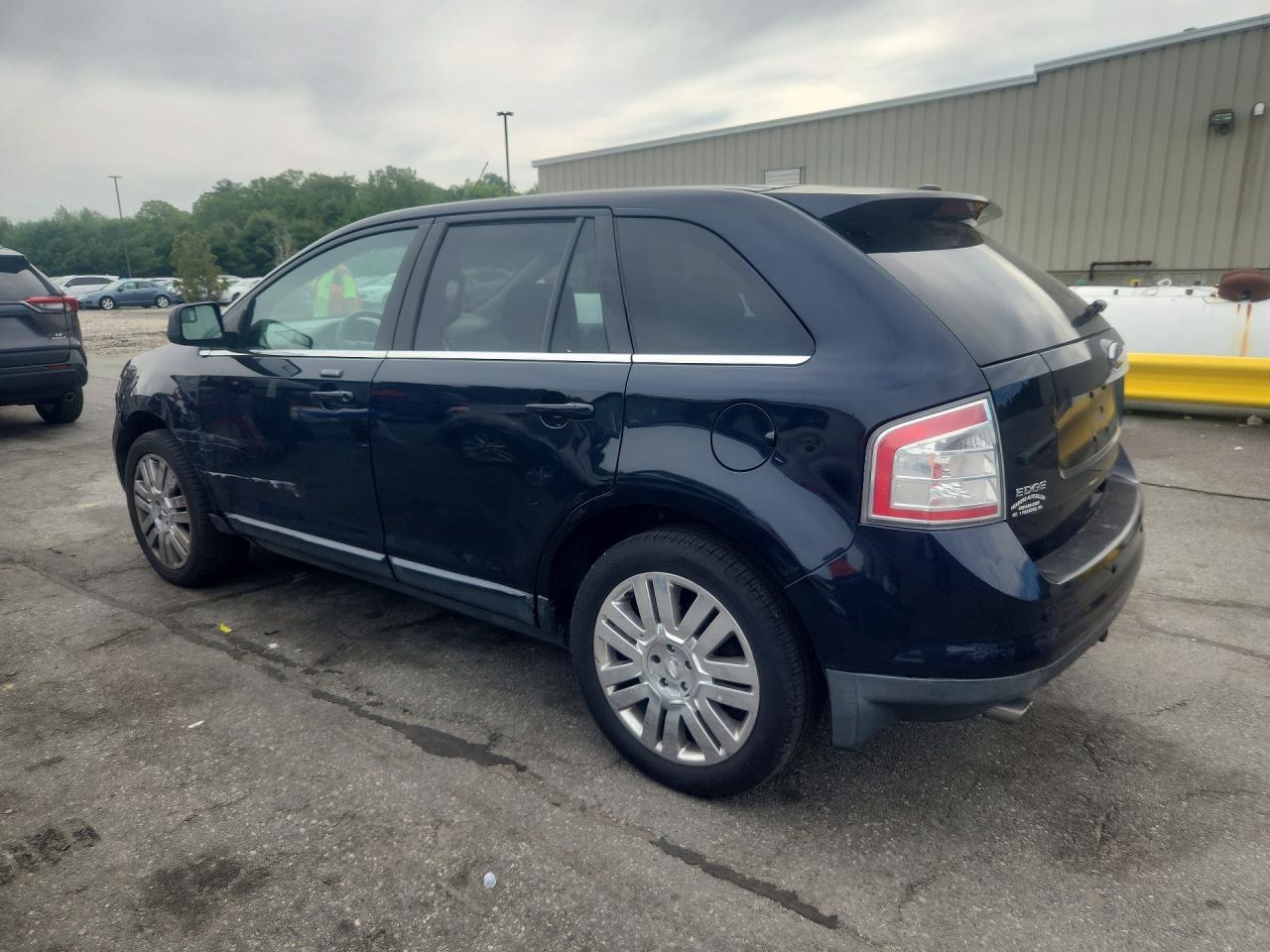 2009 Ford Edge Limited - Image 2