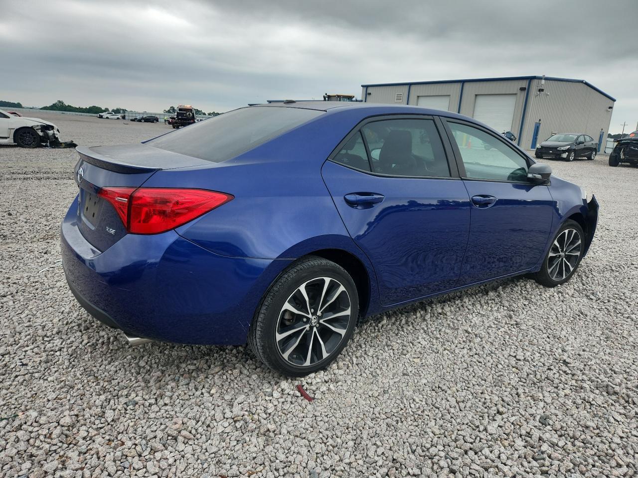 2017 Toyota Corolla Xse - Фото 3