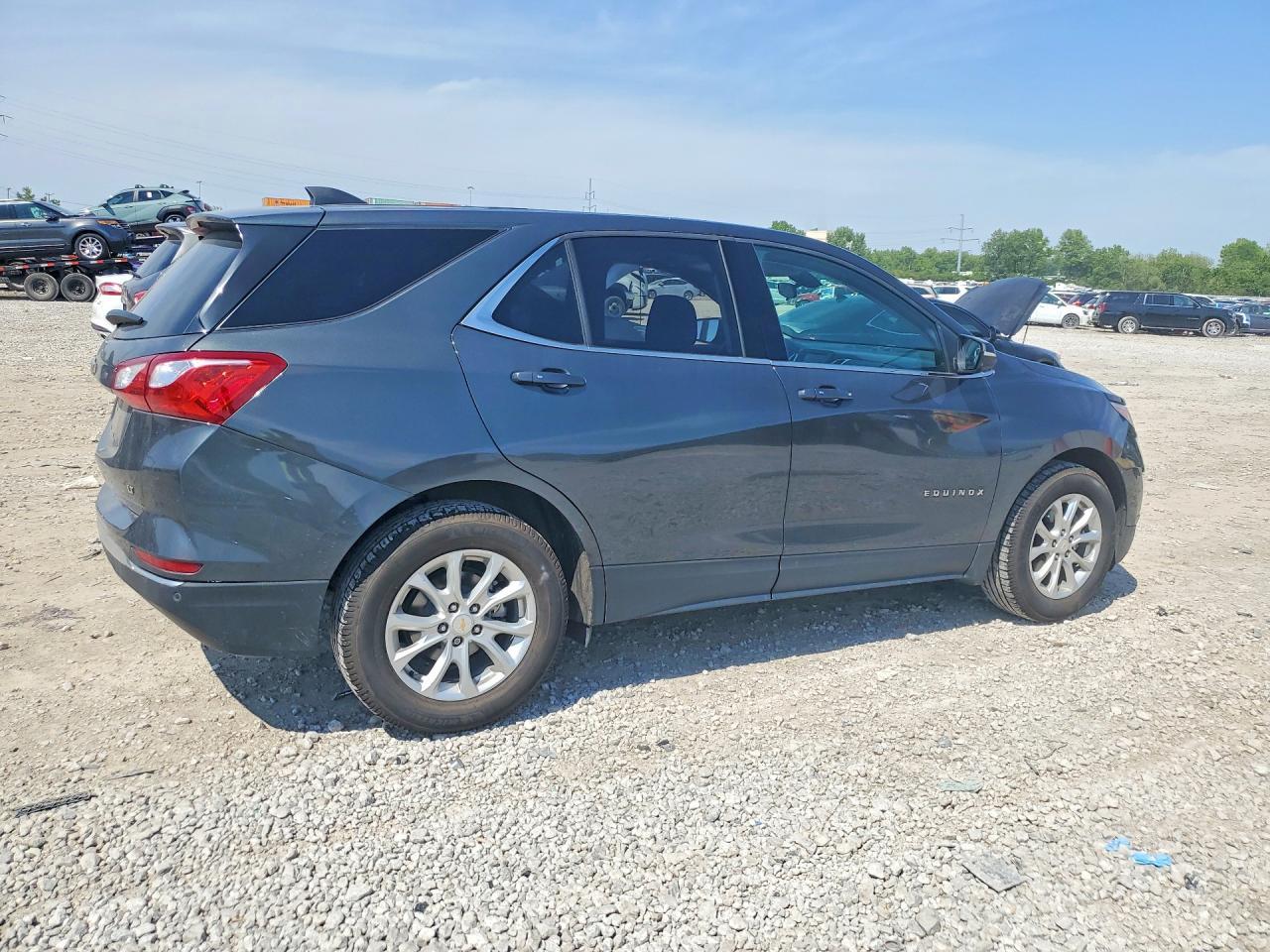 2018 Chevrolet Equinox Lt - Image 3