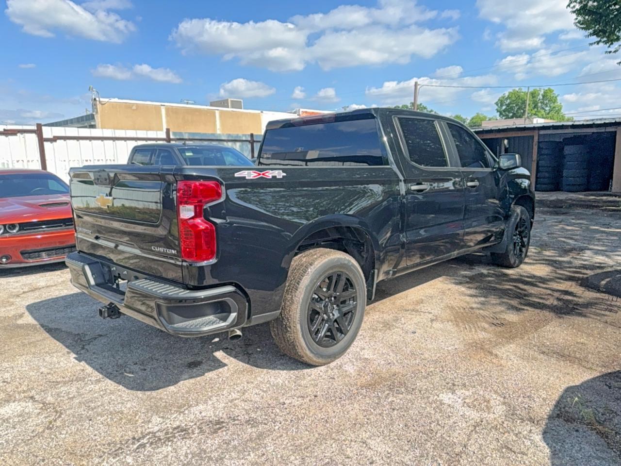 2024 Chevrolet Silverado K1500 Custom - Фото 4