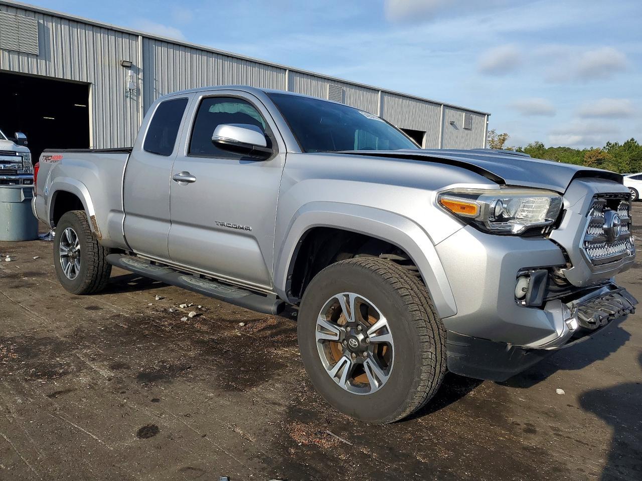 2017 Toyota Tacoma Trd Sport - Фото 4