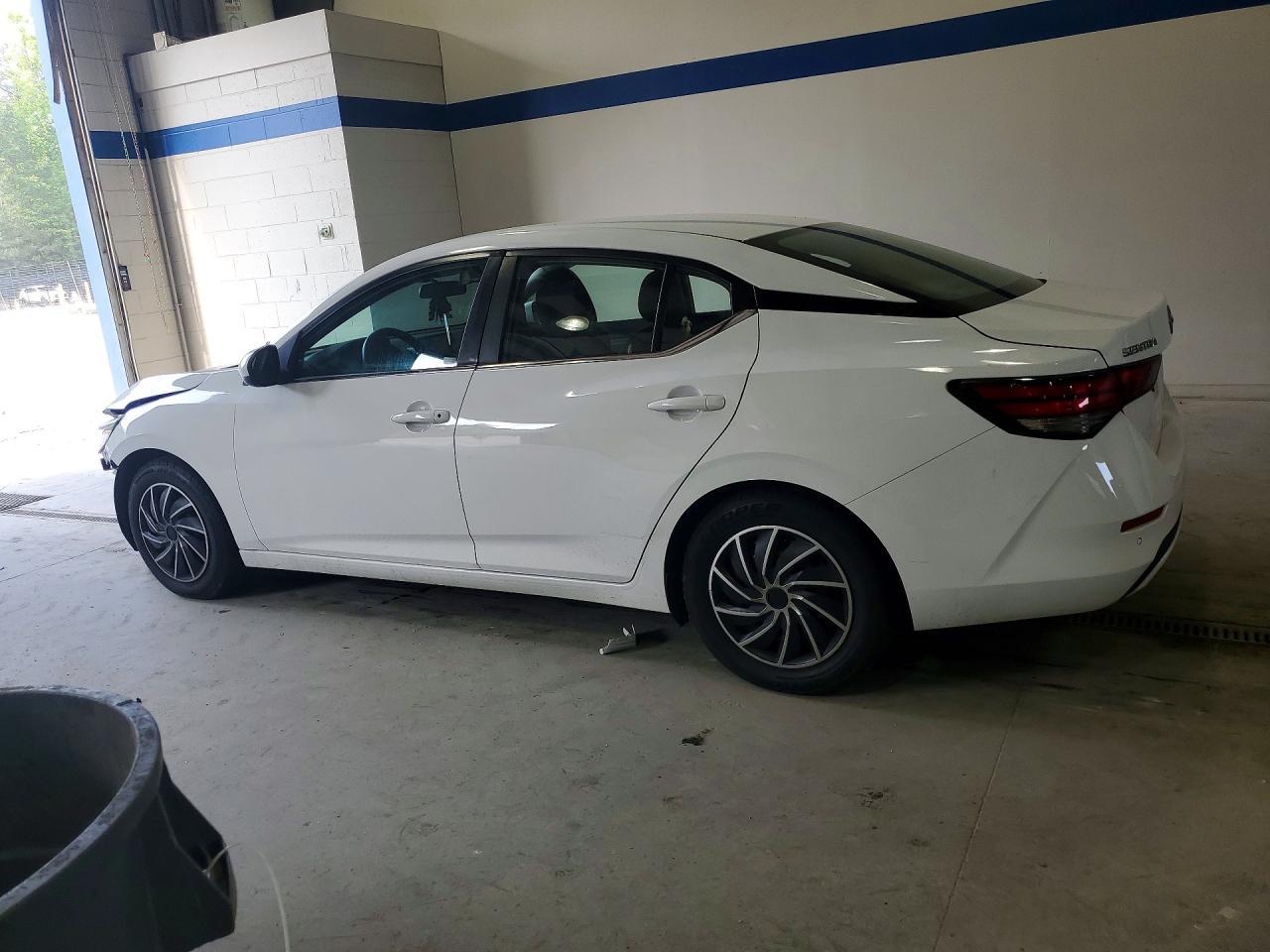 2021 Nissan Sentra S - Image 2