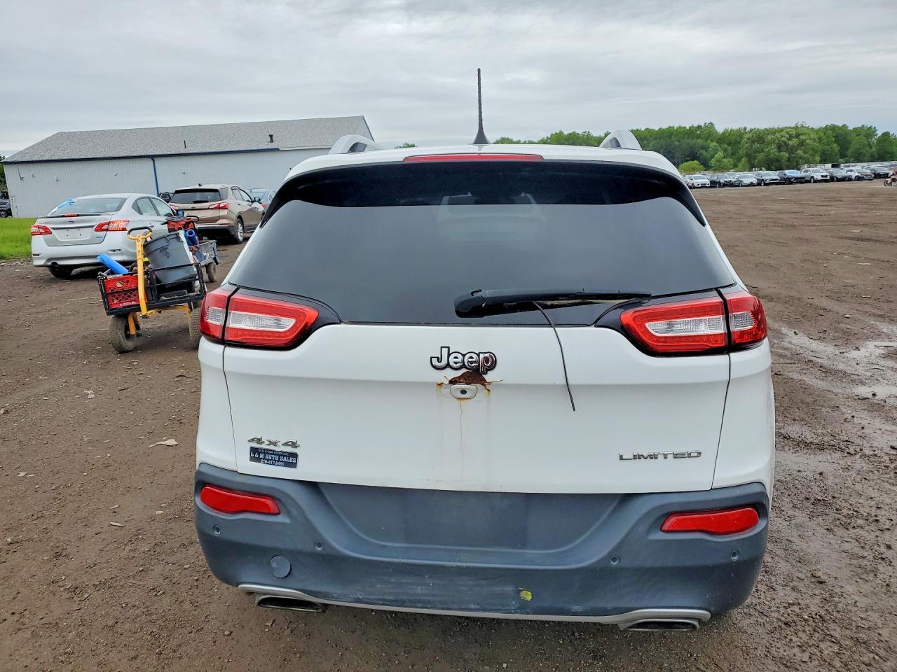 2016 Jeep Cherokee Limited - Image 6