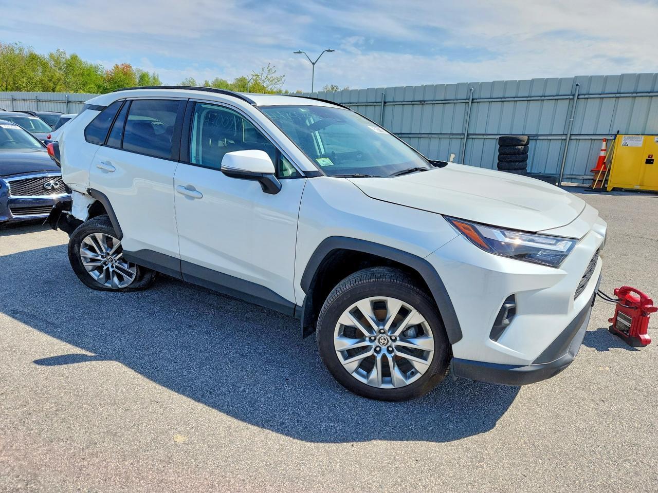 2024 Toyota Rav4 Xle Premium - Фото 4