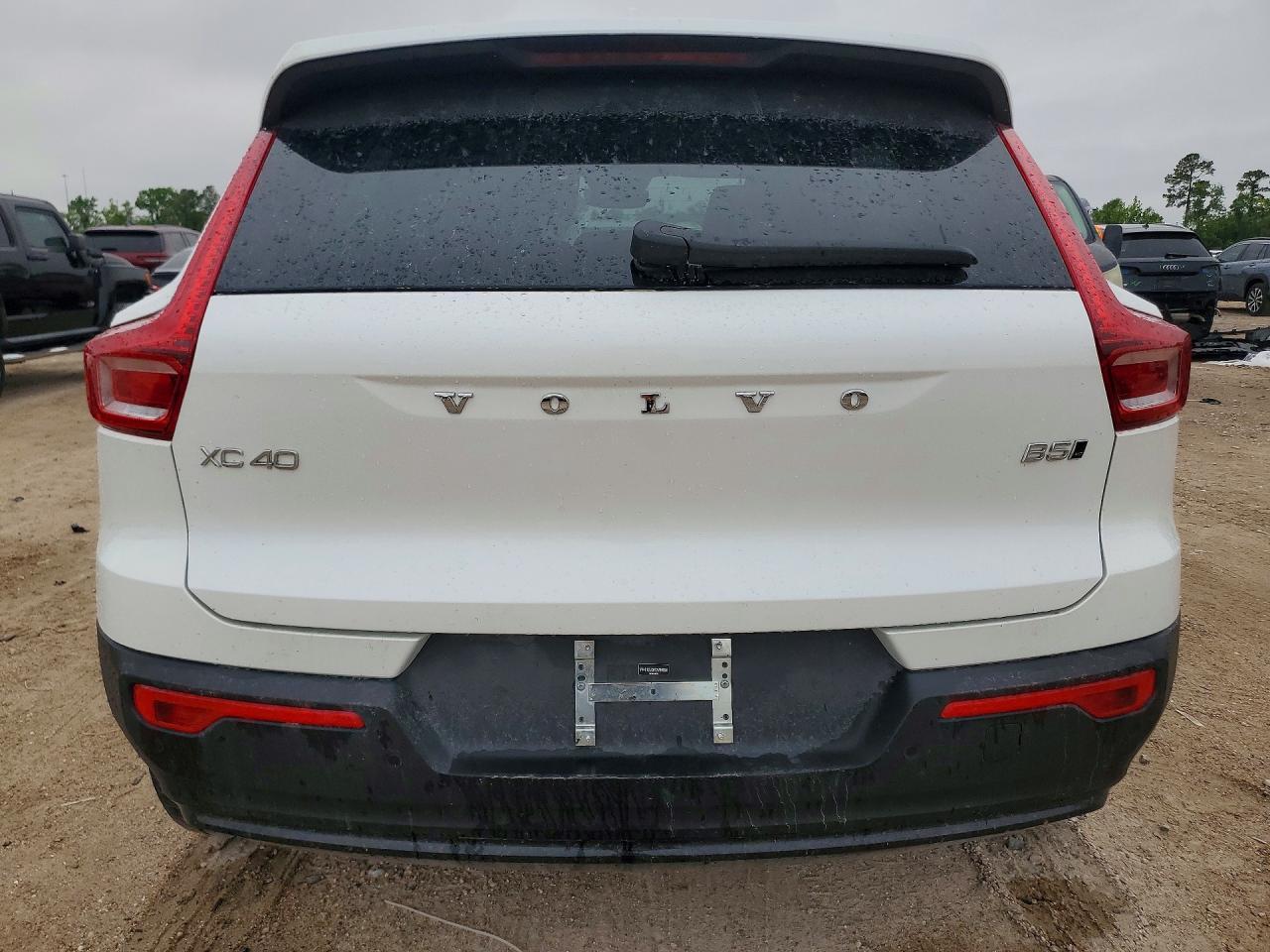 2026 Volvo Xc40 Plus - Фото 6