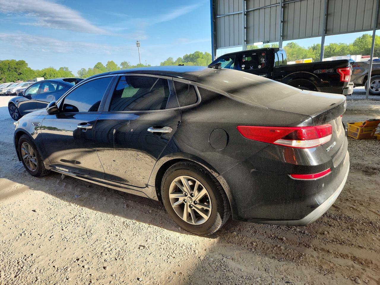 2019 Kia Optima Lx - Фото 2