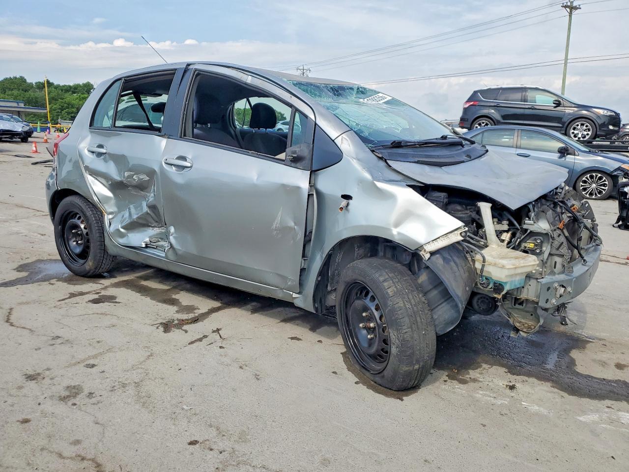 2010 Toyota Yaris Base - Фото 4