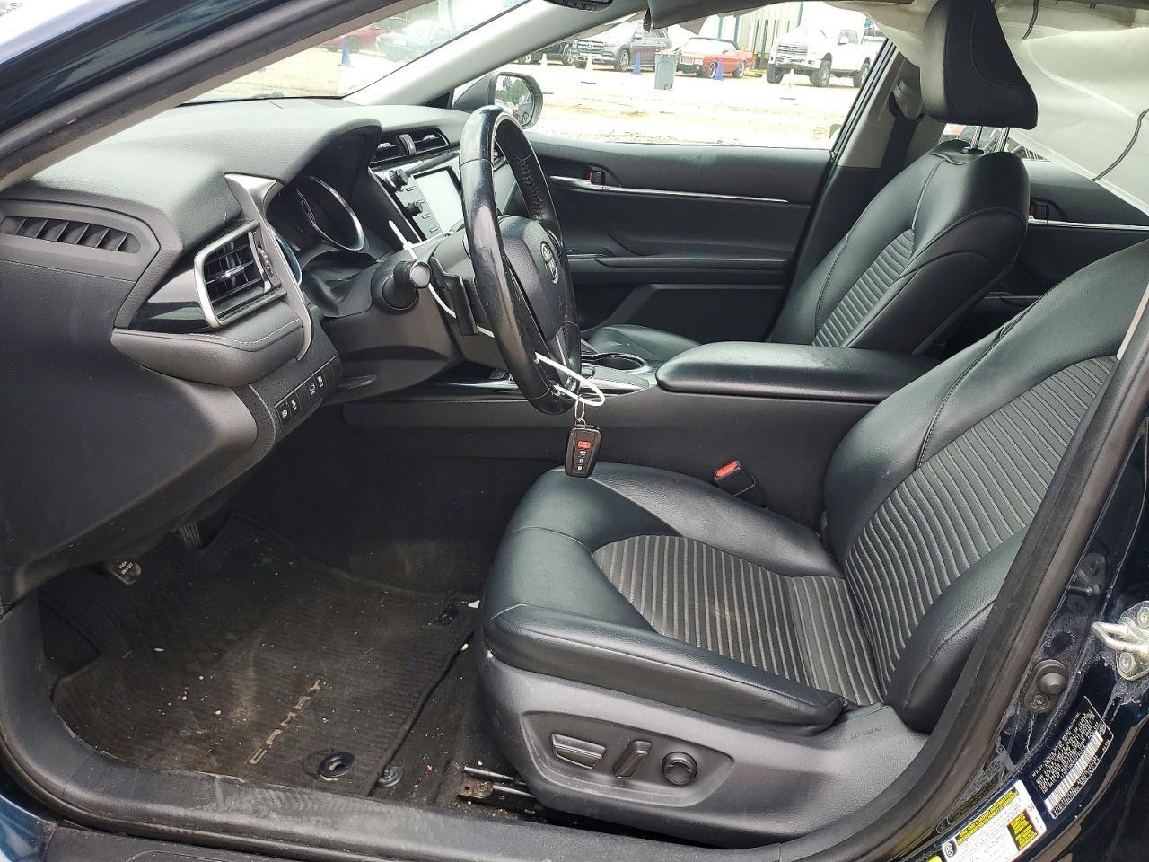 2019 Toyota Camry Se - Image 7