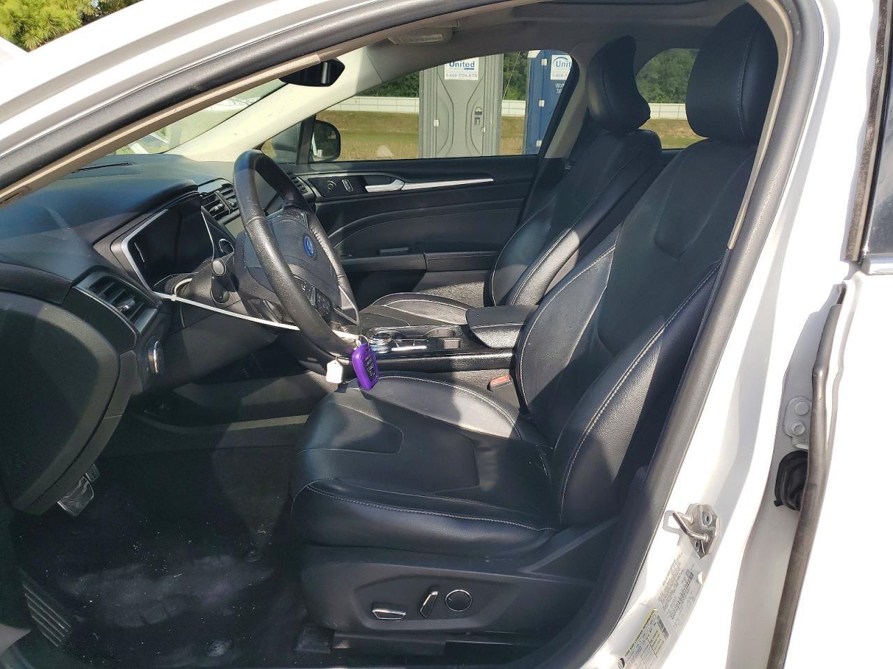 2017 Ford Fusion Titanium - Image 7